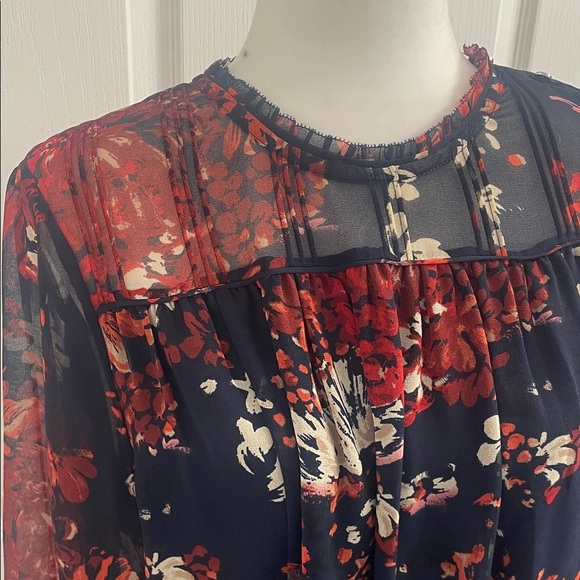 Wilfred Lourdes Floral Blouse - Red and Navy - Picture 9 of 16